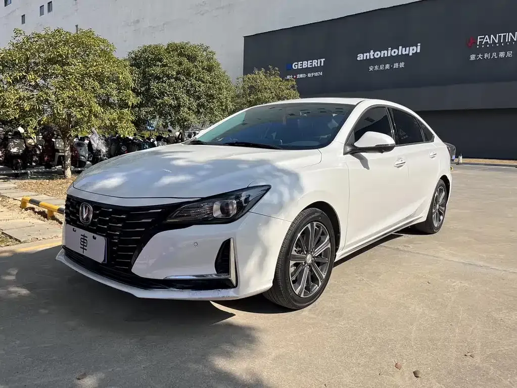 2021 Changan Raeton PLUS 1.5T DCT Flagship