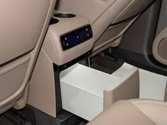 2025 Li Auto i8 Standard — фото 4