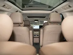 2025 Li Auto i8 Standard — фото 5