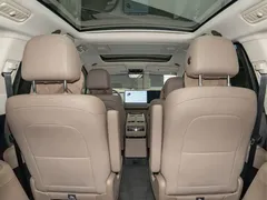2025 Li Auto i8 Standard — фото 16