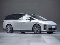 2025 Li Auto i8 Standard — фото 18