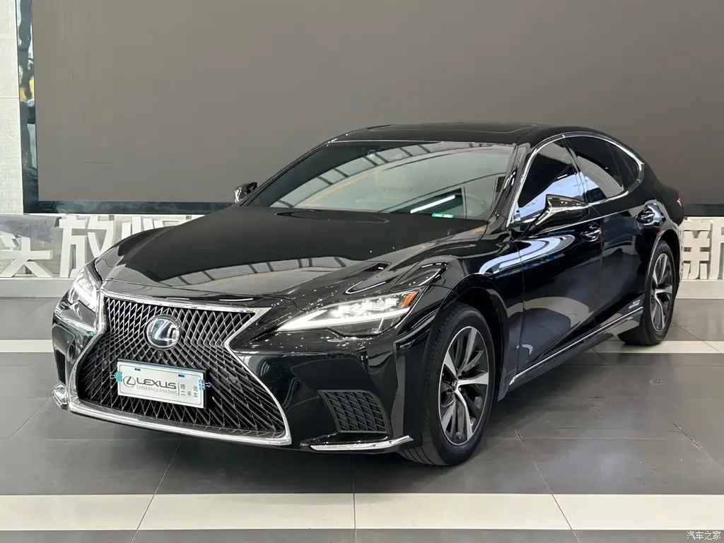 2021 Lexus LS 500h Excellence