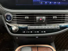 2021 Lexus LS 500h Excellence, чёрный — фото 29