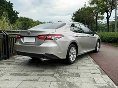 2021 Toyota Camry Hybrid 2.5HGVP Advanced — фото 3