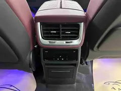 2022 Hongqi E-HS9 690km Flagship six-seater, белый — фото 16