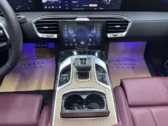 2022 Hongqi E-HS9 690km Flagship six-seater, белый — фото 18