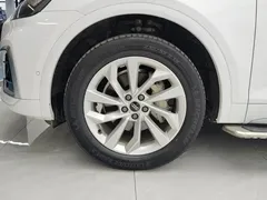 2021 Audi Q5L 40 TFSI, белый — фото 6