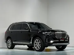 2020 BMW X7 xDrive40i Exclusive Luxury Package, чёрный — фото 4