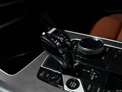 2020 BMW X7 xDrive40i Exclusive Luxury Package, чёрный — фото 8