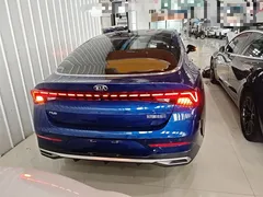 2020 Kia K5 270T CVVD Luxury, синий — фото 6