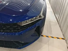 2020 Kia K5 270T CVVD Luxury, синий — фото 24