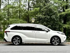 2023 Toyota Granvia 2.5L Hybrid flagship VIP — фото 9