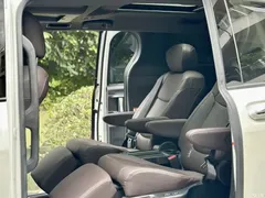 2023 Toyota Granvia 2.5L Hybrid flagship VIP — фото 27