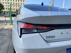 2022 Hyundai Elantra 1.5L CVT GLX Elite, белый — фото 21