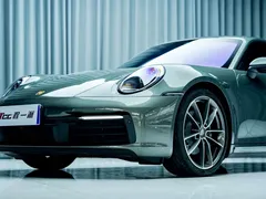 2023 Porsche 911 Carrera 3.0T, зелёный — фото 18