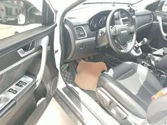 2019 Haval M6 1.5T MT 2WD VI, белый — фото 16