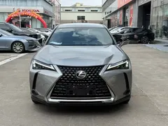 2022 Lexus UX 260h — фото 2