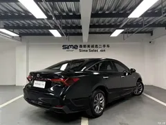 2019 Toyota Avalon Hybrid 2.5L Luxury National V — фото 3