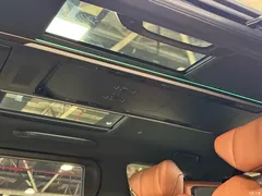 2024 Toyota Alphard Hybrid 2.5L Premium — фото 15