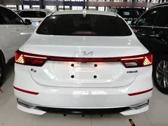 2021 Kia Cerato 1.5L CVT Fashion, белый — фото 6