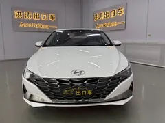 2022 Hyundai Elantra 1.5L CVT LUX Premium, белый — фото 3