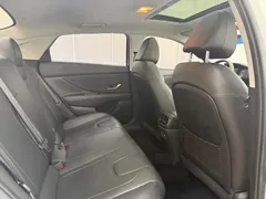 2022 Hyundai Elantra 1.5L CVT LUX Premium, белый — фото 9