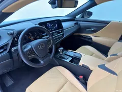 2021 Lexus ES 300h Excellence, чёрный — фото 6