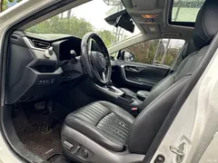 2021 Toyota RAV4 2.0L CVT 2WD Fashion — фото 4