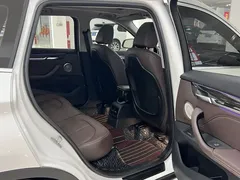 2022 BMW X1 xDrive25Li, белый — фото 12
