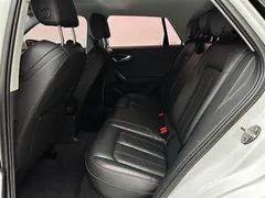 2022 Audi Q2L 35 TFSI Sport, белый — фото 12