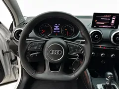 2022 Audi Q2L 35 TFSI Sport, белый — фото 17