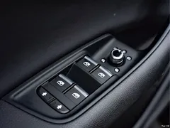 2021 Audi Q7 55 TFSI quattro S line sporty, чёрный — фото 23