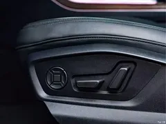 2021 Audi Q7 55 TFSI quattro S line sporty, чёрный — фото 24