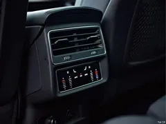 2021 Audi Q7 55 TFSI quattro S line sporty, чёрный — фото 25
