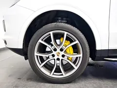2022 Porsche Cayenne 3.0T, белый — фото 20