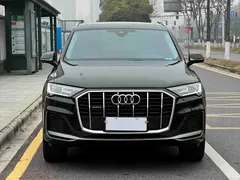 2023 Audi Q7 55 TFSI quattro S line Ice Snow Sport Edition, чёрный — фото 2