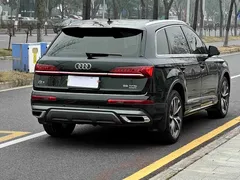 2023 Audi Q7 55 TFSI quattro S line Ice Snow Sport Edition, чёрный — фото 5
