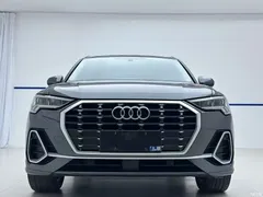 2022 Audi Q3 35 TFSI fashionable and dynamic — фото 2