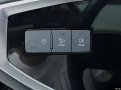 2022 Audi Q3 35 TFSI fashionable and dynamic — фото 18