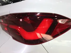 2021 BMW X2 sDrive25i M, белый — фото 7