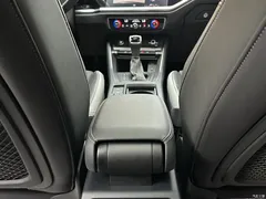 2021 Audi Q3 35 TFSI fashionable and dynamic — фото 11