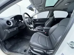 2021 Kia K3 1.5L CVT Fashion, белый — фото 15