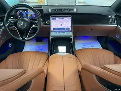 2022 Mercedes-Benz S-Class changes to S 400 L luxury model, чёрный — фото 17