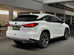 2020 Lexus RX 300 4WD VI, белый — фото 6
