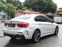 2022 BMW 1 Series 1 120i M Sport, белый — фото 7