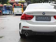 2022 BMW 1 Series 1 120i M Sport, белый — фото 22