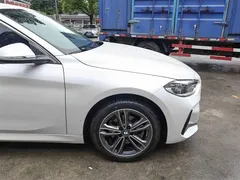 2022 BMW 1 Series 1 120i M Sport, белый — фото 27
