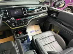 2019 Honda Elysion 2.0L Hybrid Luxury — фото 13