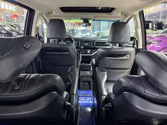 2019 Honda Elysion 2.0L Hybrid Luxury — фото 18