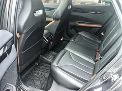 2022 Changan UNI-V 1.5T — фото 11